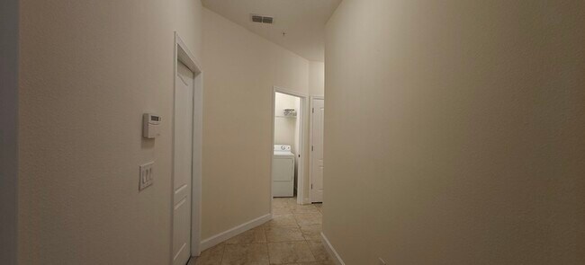 Foto del edificio - 8933 Azalea Sands Ln