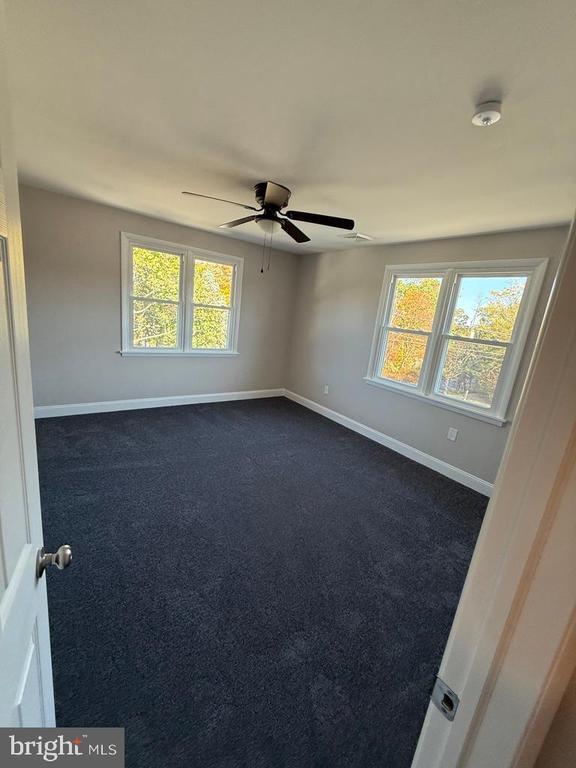 Foto del edificio - 1396 Hurffville Rd