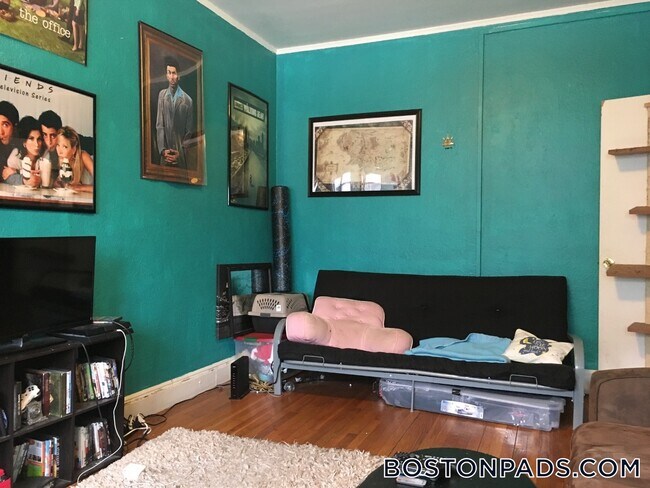 Foto del edificio - 1800 Commonwealth Ave