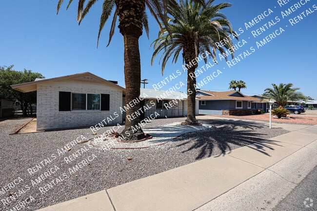 Building Photo - 9939 W Alabama Ave