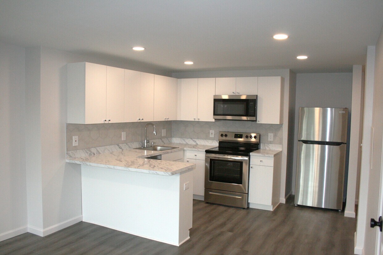 The Falls at Roland Park Apartments Apartments 1190 W Northern Pky