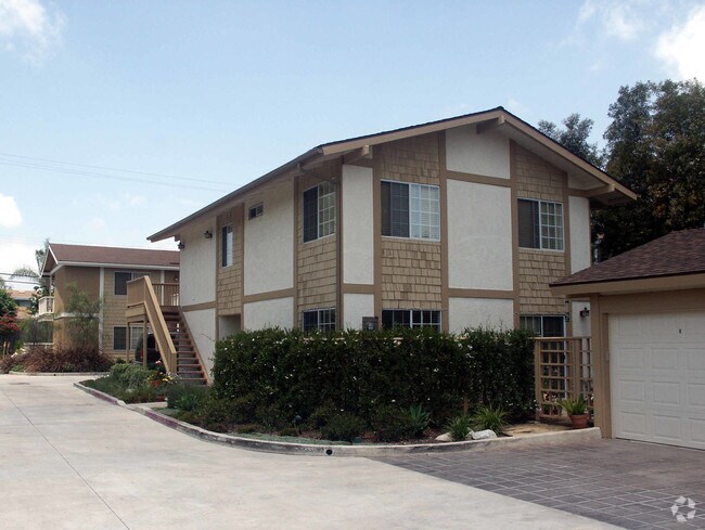 Foto del edificio - 2417 Orange Ave