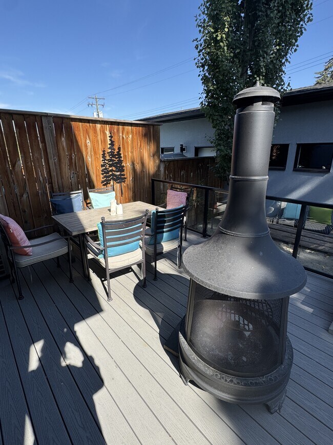 Photo du bâtiment - 224-26A 6a St NE