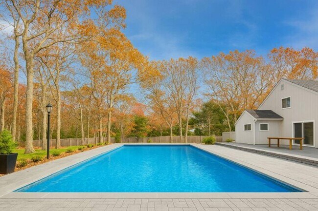 Foto del edificio - 43 Wooded Oak Ln