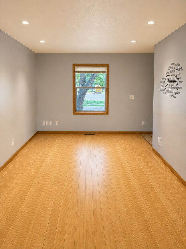Foto del edificio - 1159 15th Ave SE