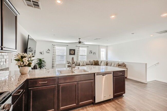 Foto del edificio - 4642 Ingleton Cir