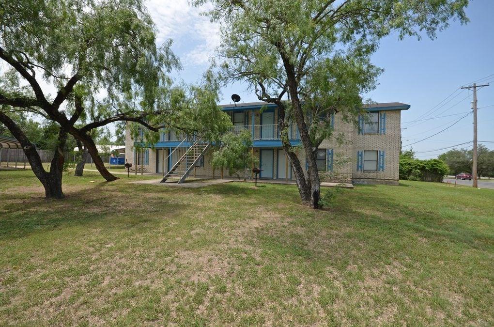 Primary Photo - 202 Hinton St