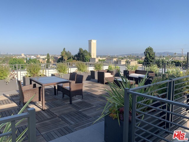 Foto del edificio - 1115 S Cardiff Ave