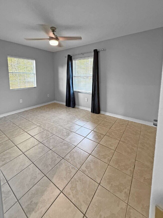 Foto del edificio - 5 Ellinor Ct