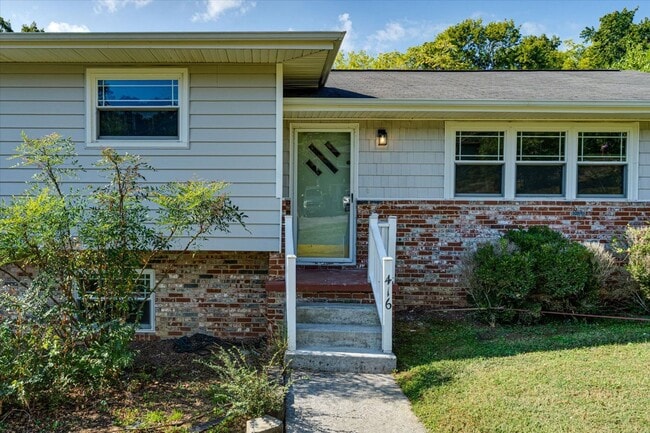 Four Bedroom Two Bathroom House - Four Bedroom Two Bathroom House