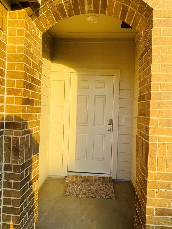 Foto del edificio - 5146 Bay Mdws Ln