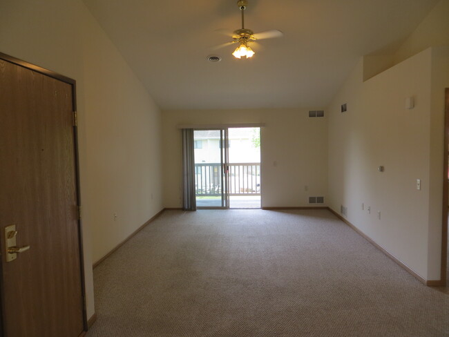 Building Photo - 618 Westwynd Ct