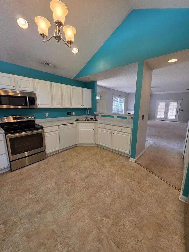 Foto del edificio - 2/3 BR in Rachel's Keep Community!