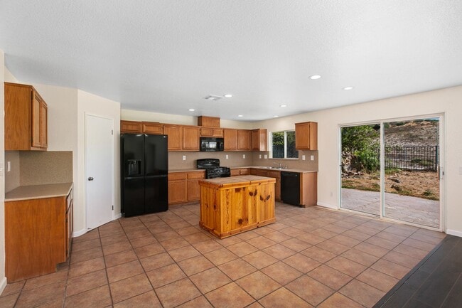 Building Photo - NEWLY RENOVATED! Central A/C, 2-Car Garage...