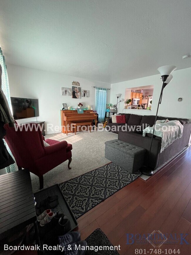Building Photo - 4 br, 3 bath House - 1298 W Glengyle Ct