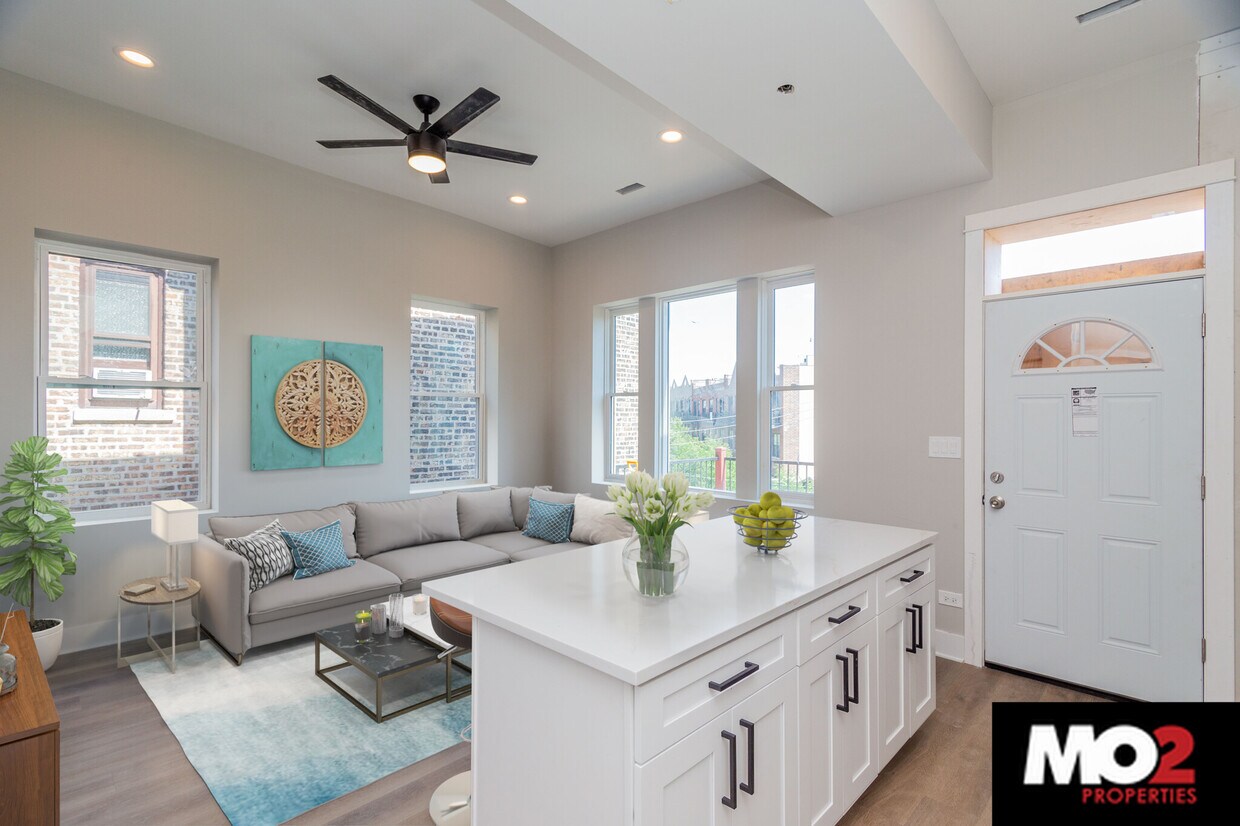 Foto principal - 3027 W Logan Blvd
