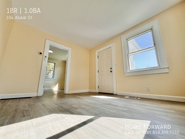 Building Photo - 104 Adair St