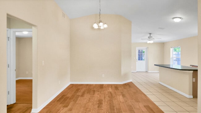 Foto del edificio - 720 Florence St