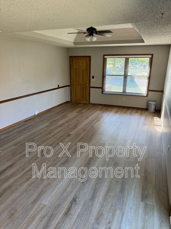 Foto del edificio - 3724 Farm Rd