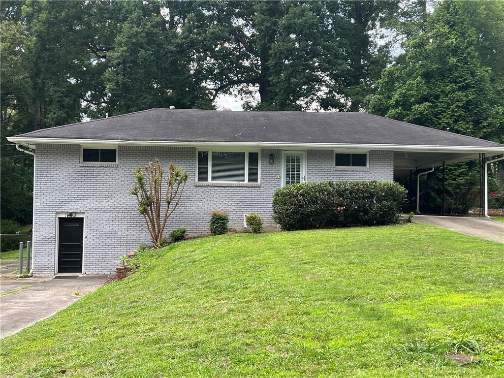 Primary Photo - 2467 Elmwood Cir SE
