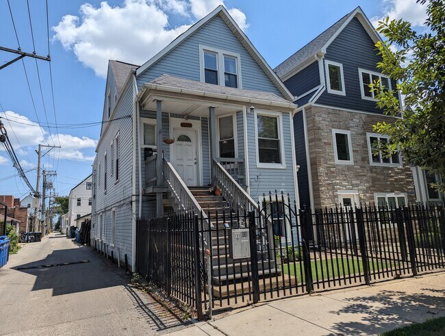 Foto del edificio - 3145 N Monticello Ave