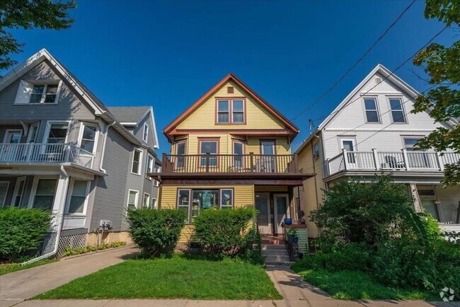 Building Photo - 1216 Jenifer St