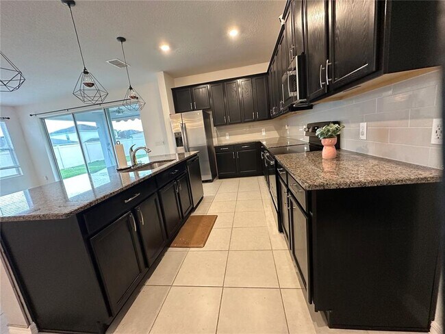 Foto del edificio - 2104 Stillwood Wy