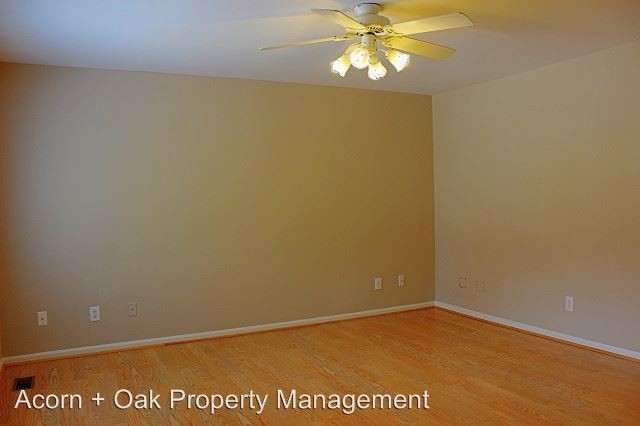 Building Photo - 2 br, 1.5 bath House - 6217 Tributary Dr.