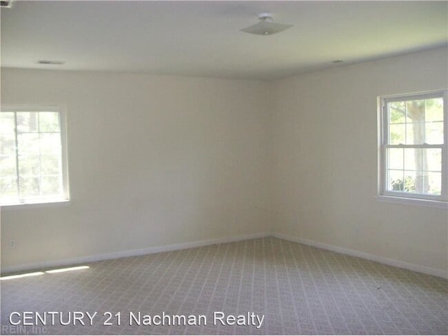 Building Photo - 5 br, 3 bath House - 710 Round Bay Road