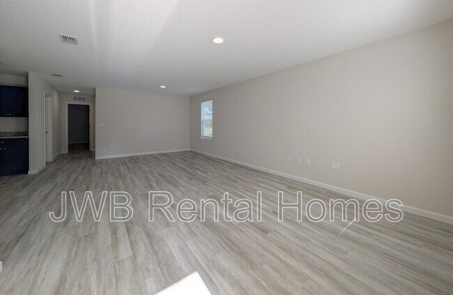 Building Photo - 8459 Buttercup St