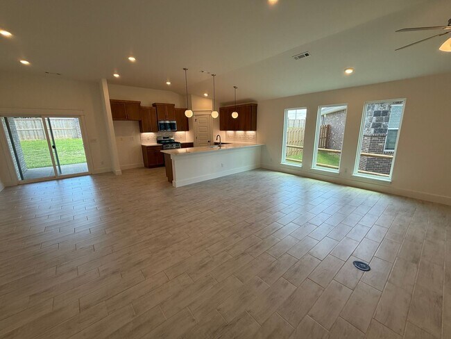 Foto del edificio - Brand new construction for rent in Frazier Meadows