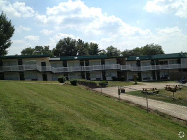 Juniper Hills Apartments Rentals Frankfort KY Apartments com Juniper Hills Apartments Rentals Frankfort KY Apartments com