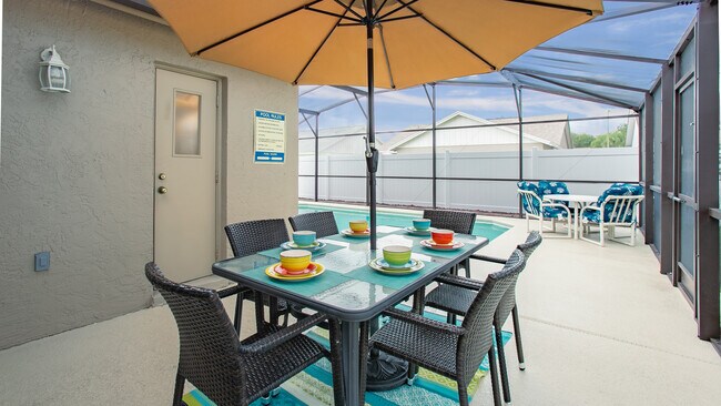 Foto del edificio - 7802 Laurel Oak Ln