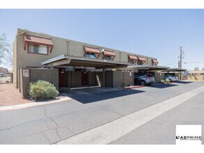 Building Photo - 2724 W McLellan Blvd