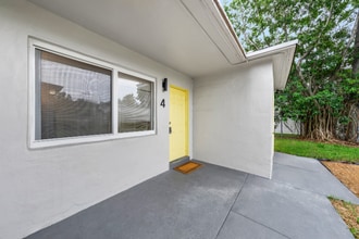 Building Photo - 1210 NW 2nd St