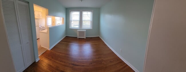 Dining Room - 444 Markle St