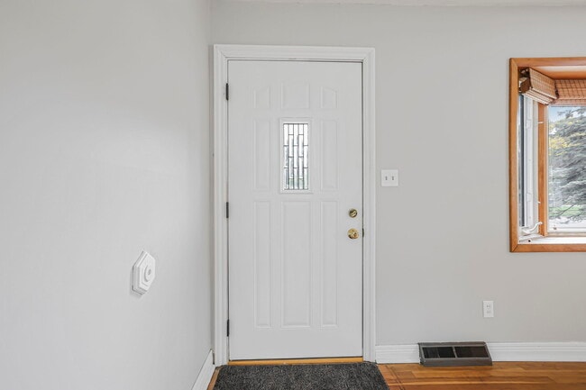 Foto del edificio - 1062 Oberlin Dr