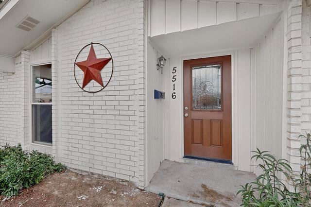 Foto del edificio - 5516 Laredo Ln