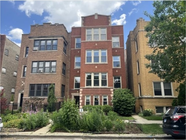 Building Photo - 4845 N Washtenaw Ave