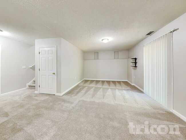 Building Photo - 4095 Gracewood Park Dr