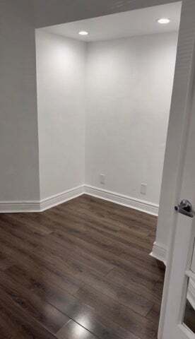 Foto del edificio - 7640 Forest Green Ln