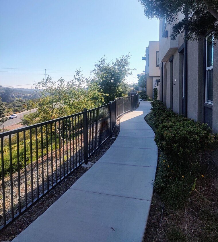 Primary Photo - Desirable Coastal Townhome in Vista