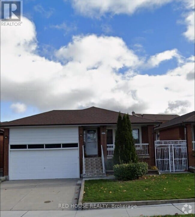Building Photo - 323 Huntsmill Blvd