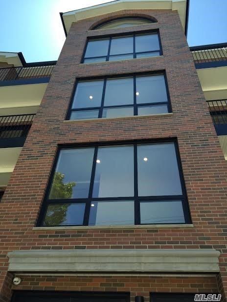 Primary Photo - 47-10 104th St