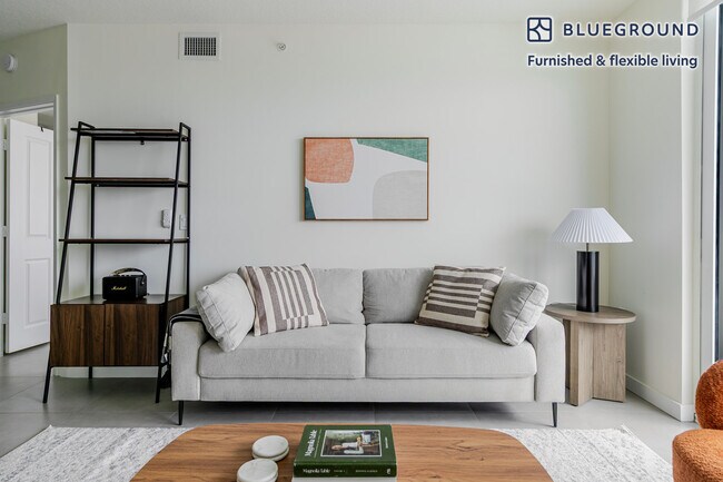 Foto del edificio - 729 NW 2nd St