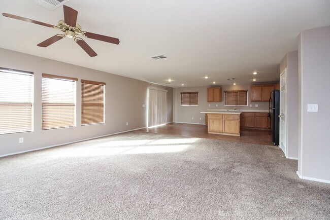 Building Photo - 3433 E Palatine Hills Ave