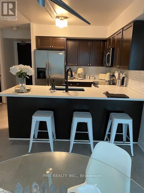 Photo du bâtiment - 51 Lower Simcoe St