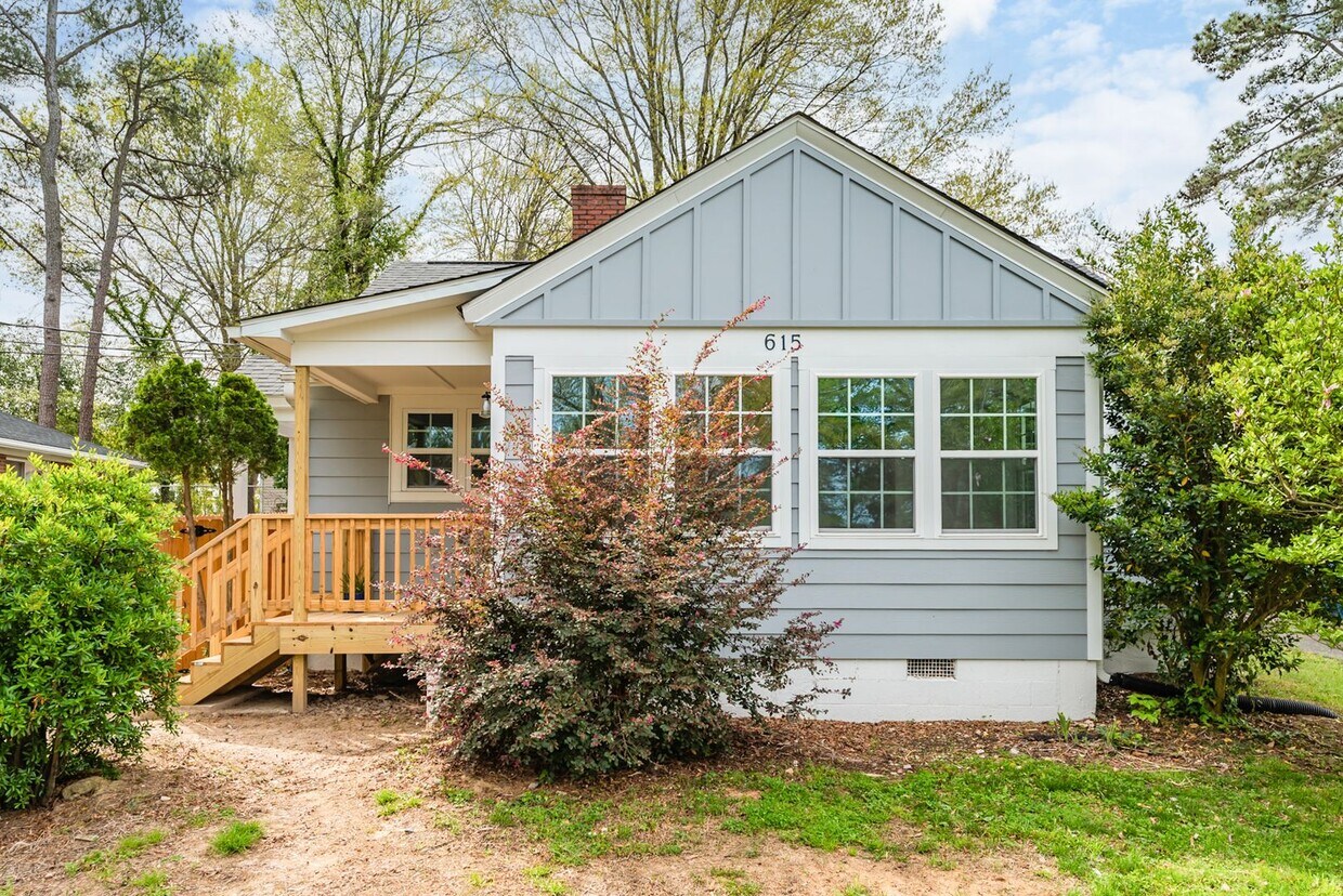 Primary Photo - Stunning Home Duke Park Neighborhood: Avai...