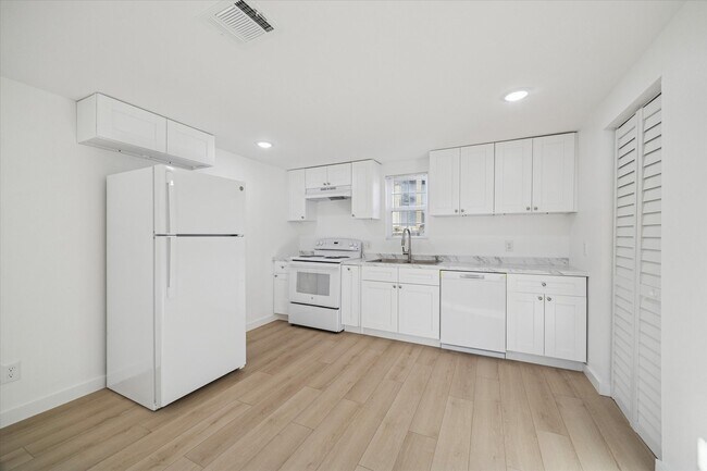 Foto del edificio - 711 E 32nd St