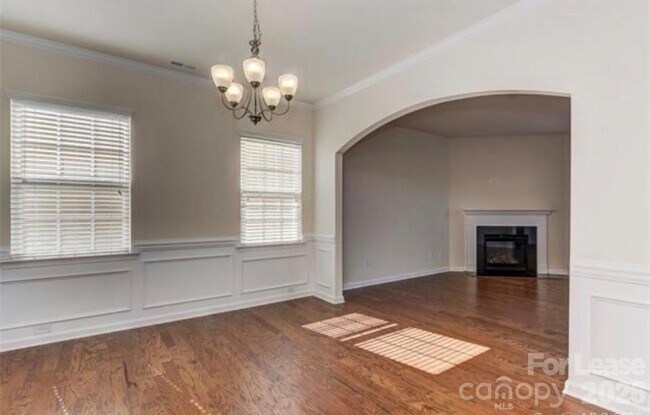Foto del edificio - 11614 Gilroy Ln
